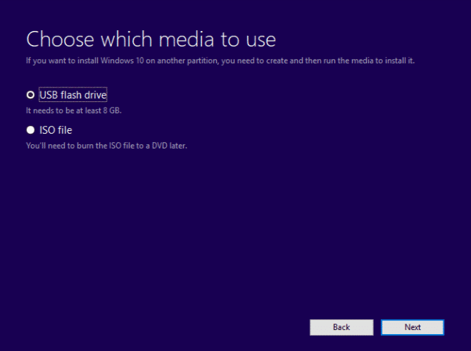 Laptop-installing-Windows-10-from-Pendrive-USB-drive
